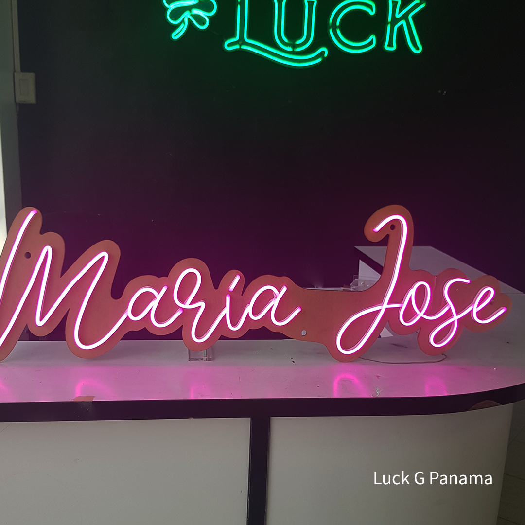 Nombre en Neón flex