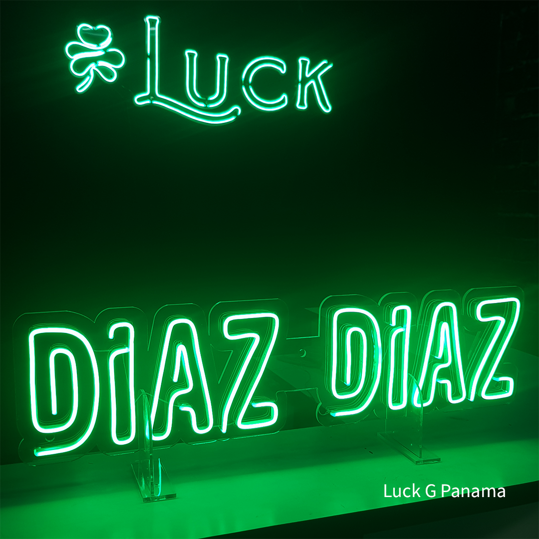 Nombre en Neón flex